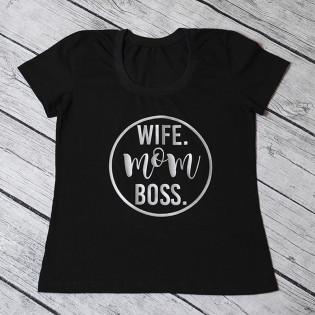 Футболка жіноча мамі "WIFE MOM BOSS"